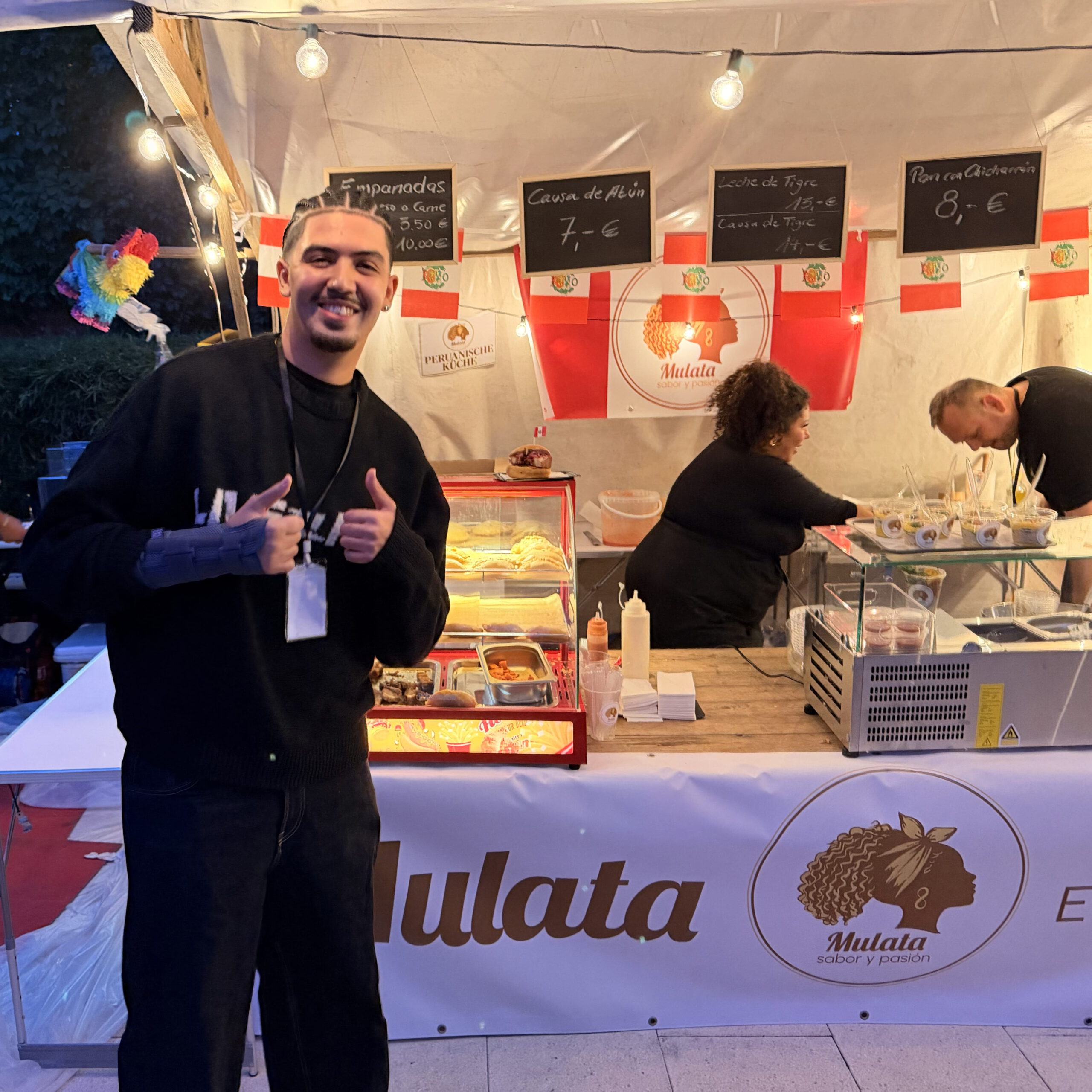 Streetfood-Stand Mulata mit peruanischen Speisen beim Street Food Festival im MAAYA Berlin